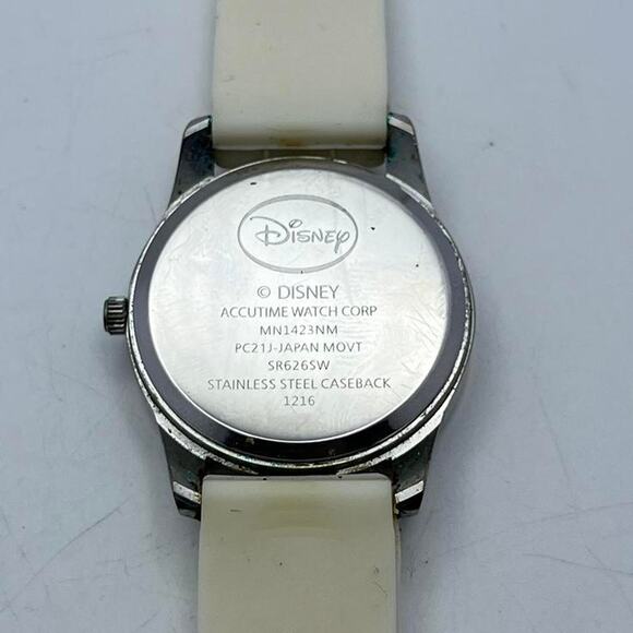 Retro Silver Minnie Mouse Watch - Picture 3 of 4